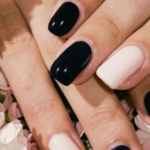 Peluquería y manicure mile