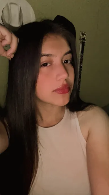 Ara Acuña