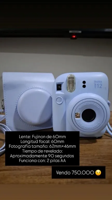 Cámara instantánea Fujifilm Instax Mini 12 color celeste