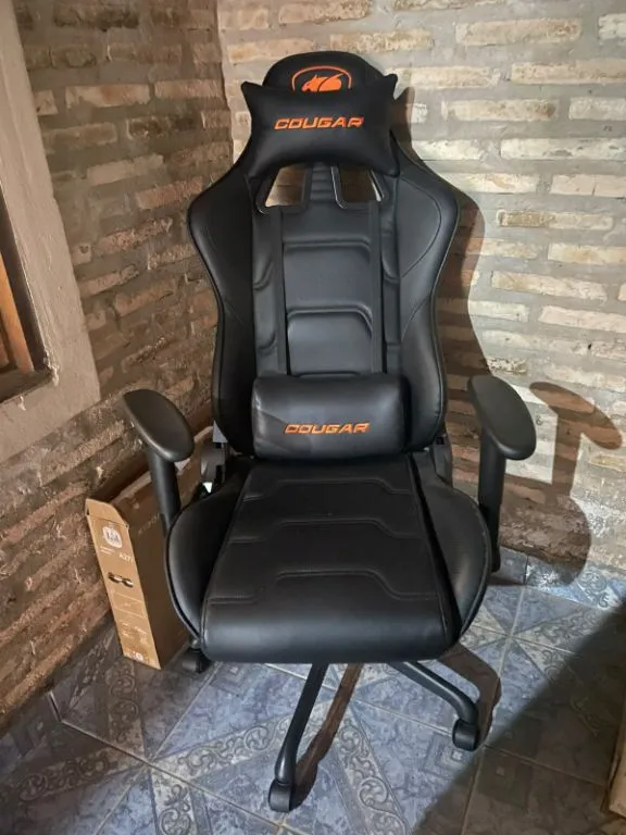 Silla Gamer Cougar Negra