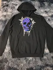 Canguro talle G con estampado de calavera