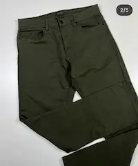 Pantalon verde musgo Talle 32 - 3