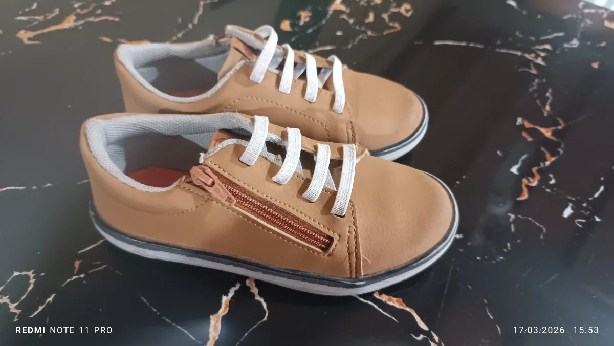 Calzados usados desde 50.000 Gs. Calce 26 - 1