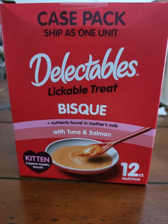 Delectables Lickable Treat Bisque con Atún y Salmón