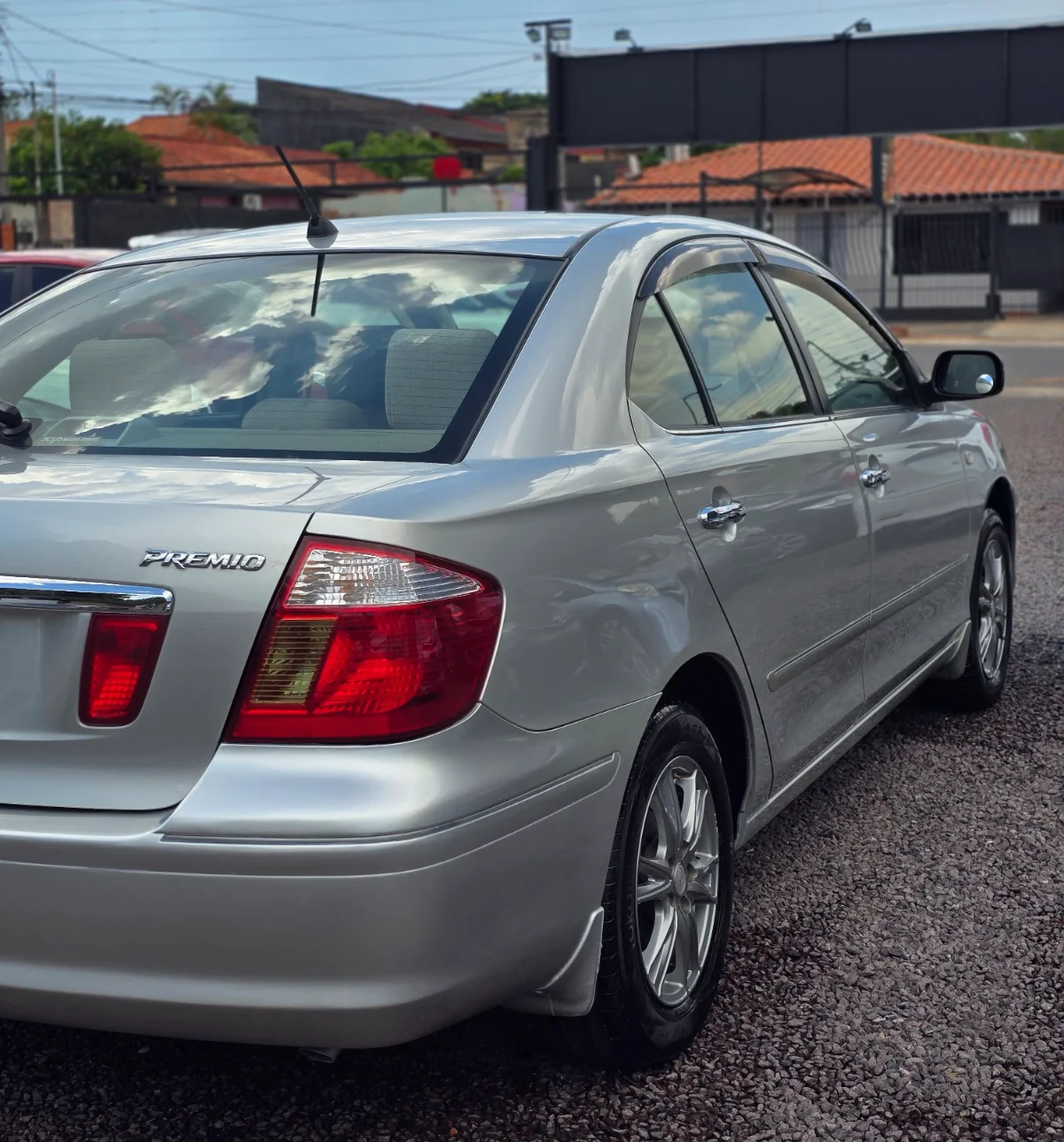 Toyota premio 2003 - 5
