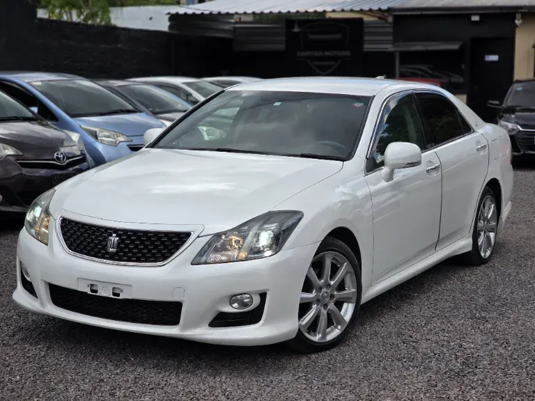 Toyota crown - 1